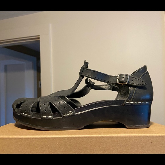 Swedish Hasbeen t-stap sandals - Picture 3 of 12